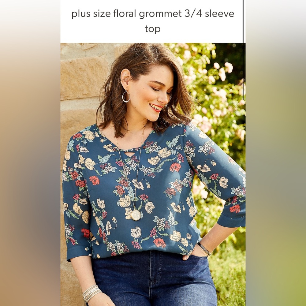 Floral Print Women's Top size medium - Picture 12 of 12